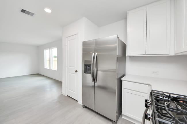 Photo - 25312 Leather Leaf Ct