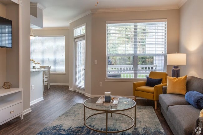 Building Photo - Luxury Living + $1,000 Off! Unit SAPD2