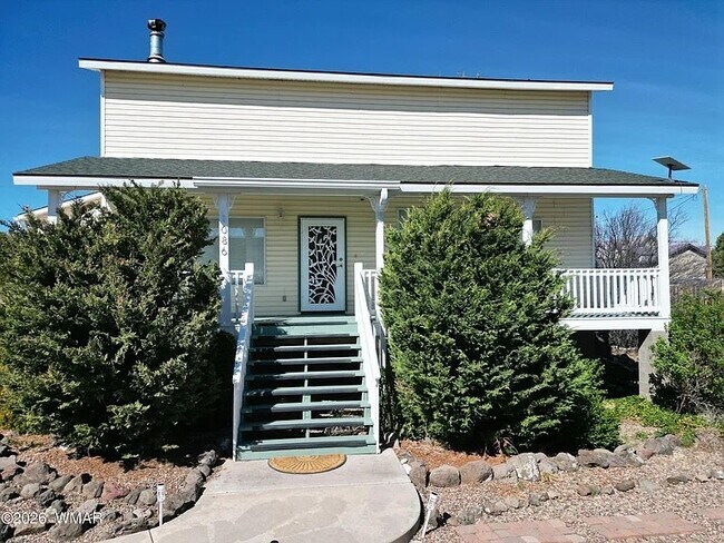 Photo - 1086 Crosby St