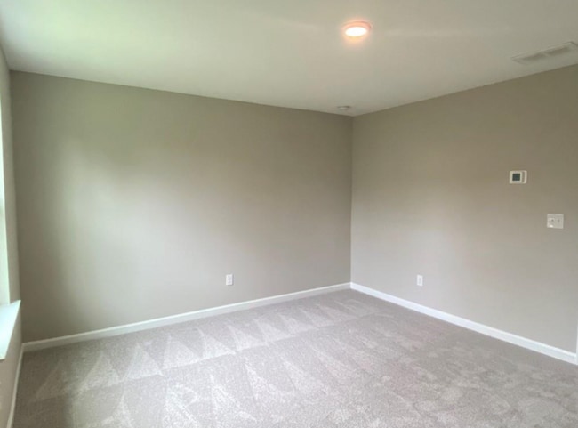 Photo - 4627 Waxwing St