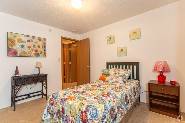 2HAB, 1BA - 960 ft²