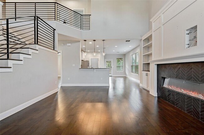 Photo - 1320 Goldilocks Ln