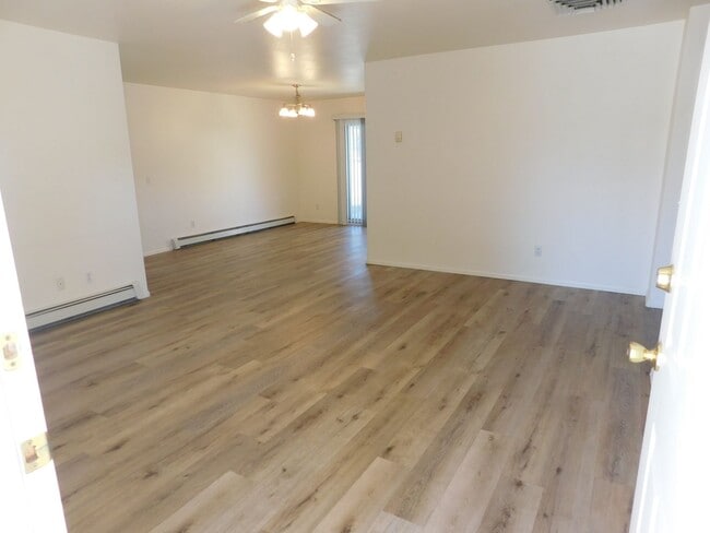 Photo - 424 Pendleton St Unit A