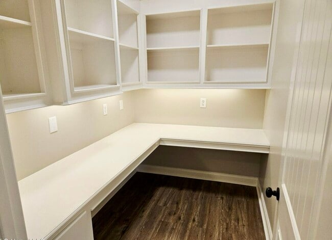 Photo - 119 Hemlock Ln