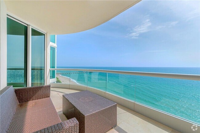 Building Photo - 16051 Collins Ave Unit Turnberry Rental
