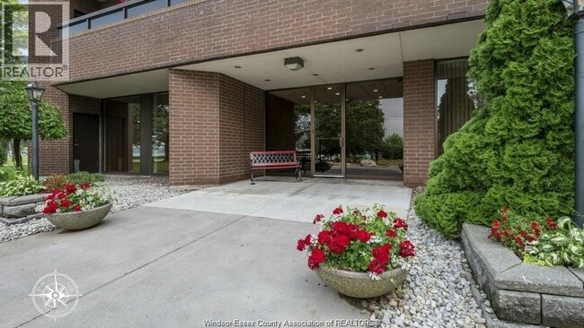 Photo - 3663 Riverside Dr E Unit 807