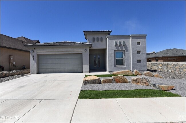 Building Photo - 7825 Enchanted Range Rental
