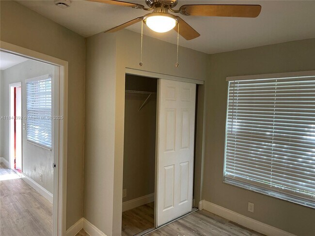 Photo - 1224 NE 2nd Ave Unidad A