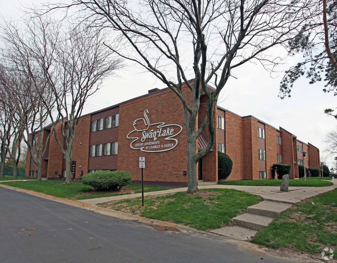 Swan Lake Luxury Apartments - Swan Lake Luxury Apartments