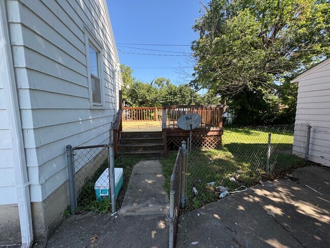 144 Fer Don Rd