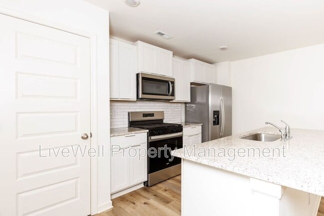 Photo - 853 Fish Camp Rd