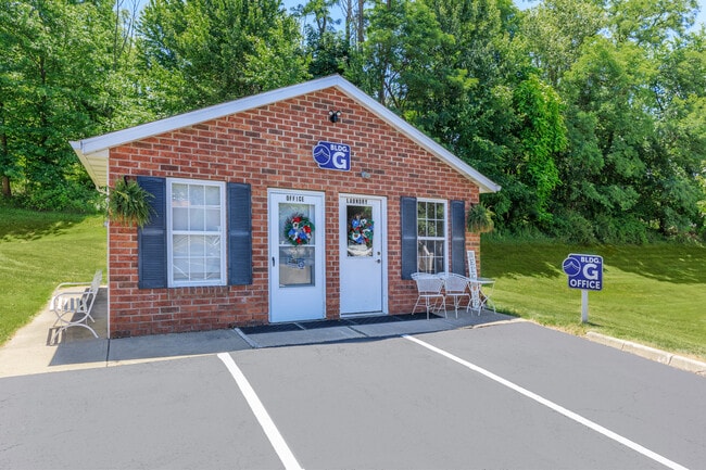 Photo - Tallmadge Pointe