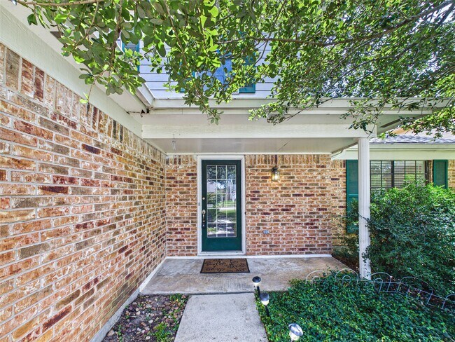Photo - 814 Lochnell Dr