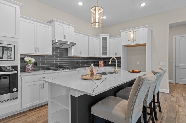 Photo - 1214 Hidden Oaks Dr