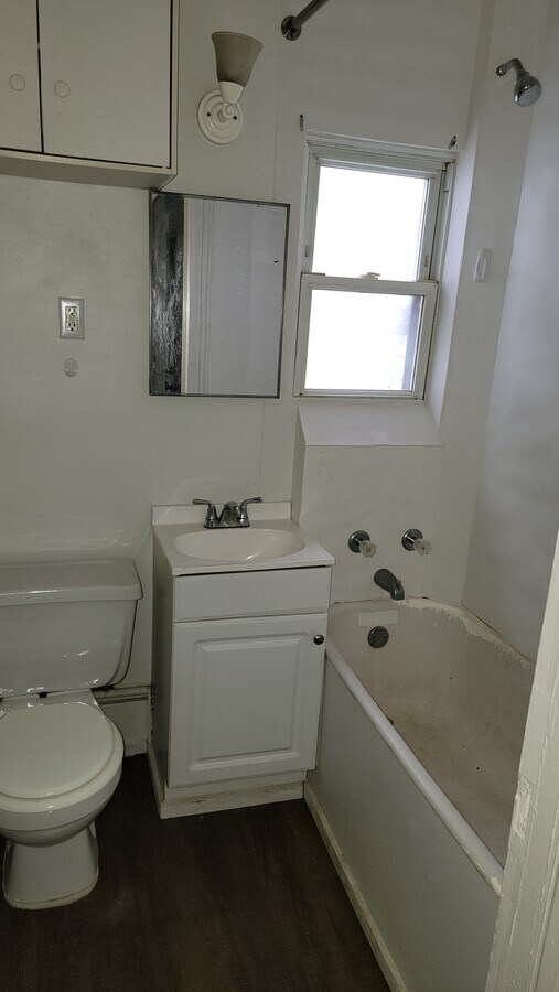 Photo - 824 16th St Unit 4