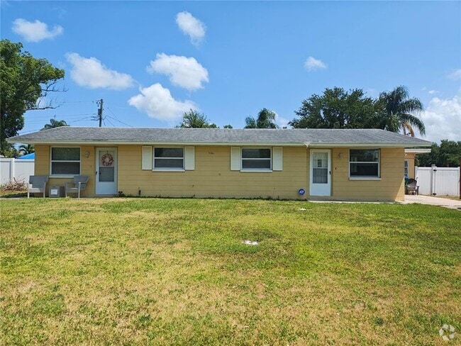 Building Photo - 11301 110th Terrace Rental