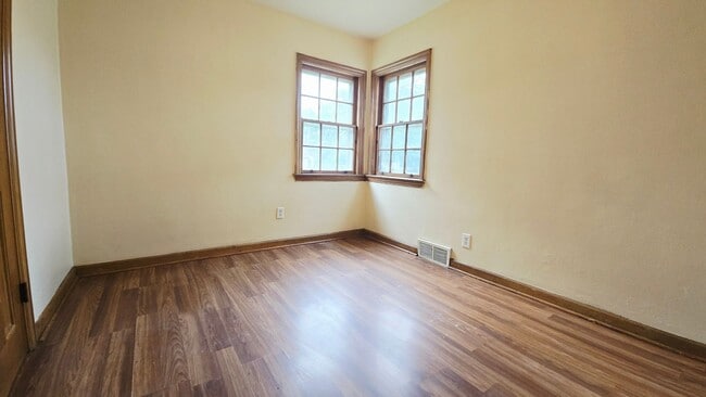 Photo - 2904 Knight Ave