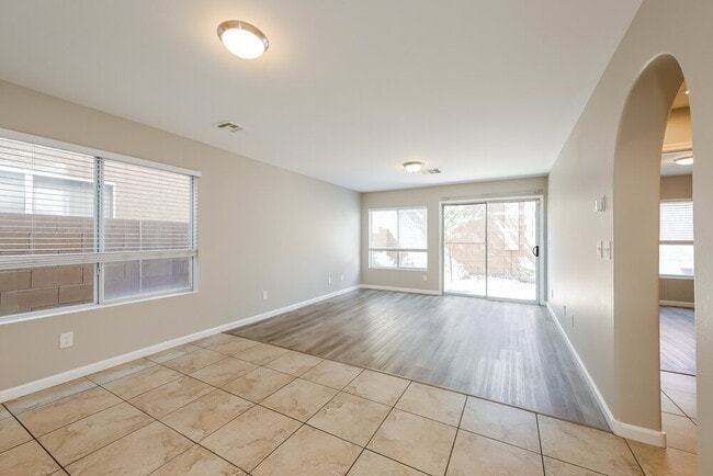 Photo - 9931 Morpeth St