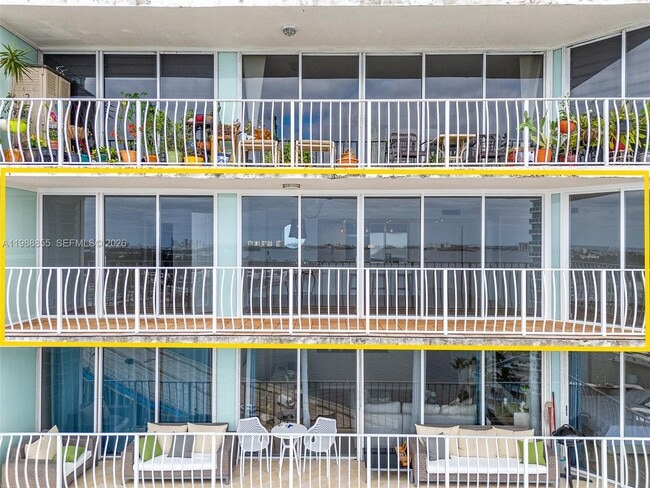 Photo - 7601 E Treasure Dr Unit 1915