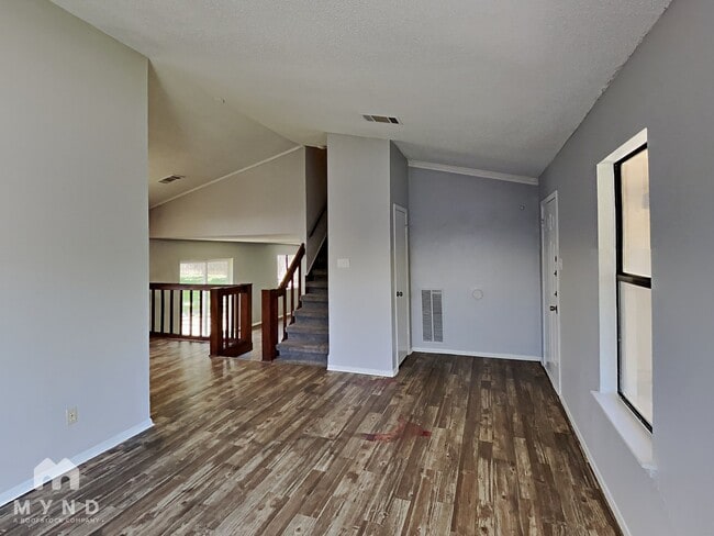 Photo - 4714 Crested Rock Dr
