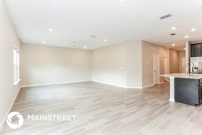9689 Lemon Grass Ln