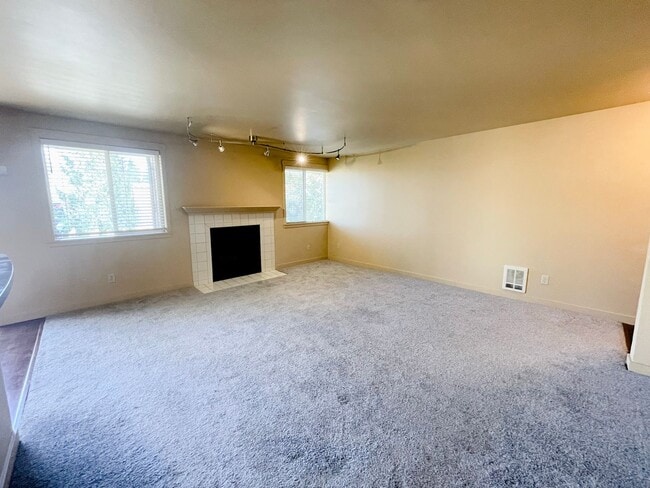 Photo - Spacious 2 Bed in Beautiful Complex!