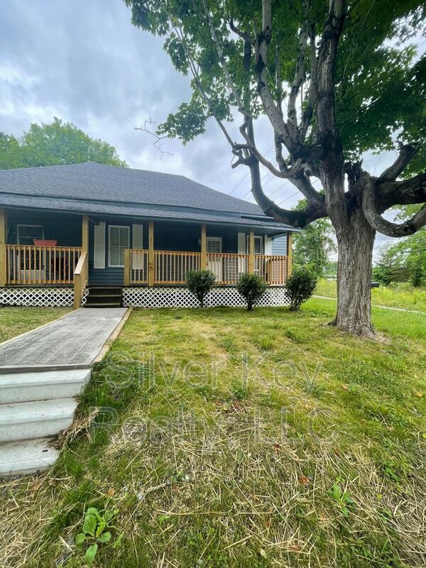 Photo - 17 Sunset Ave Unit 2