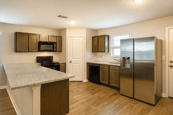 Photo - 1928 Rd 5714