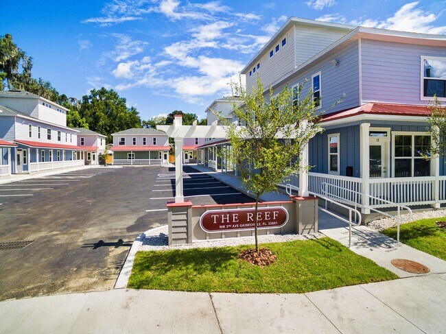 Building Photo - NOW LEASING FOR FALL 2026 – LIMITED AVAILABILITY