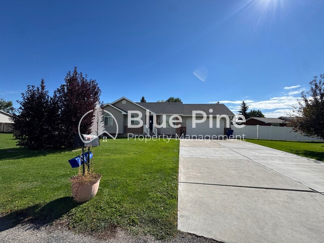 Building Photo - 9478 Garden Grove Ln Rental