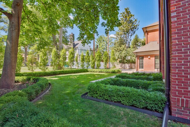 Photo - 200 Aspen Rd