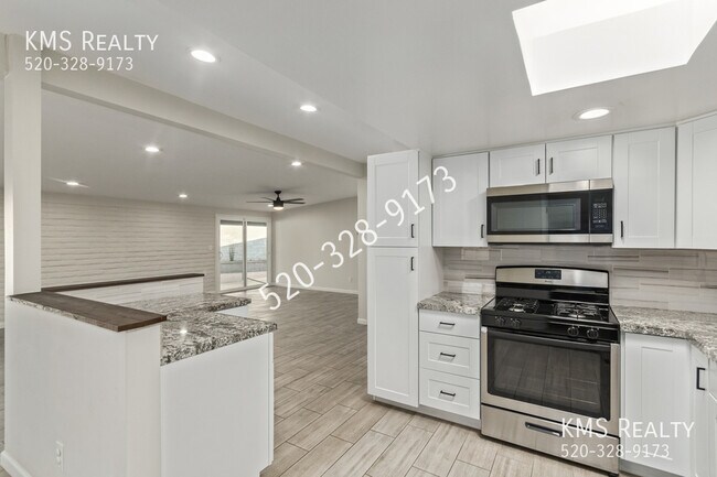 Photo - 1633 S Augusta Pl