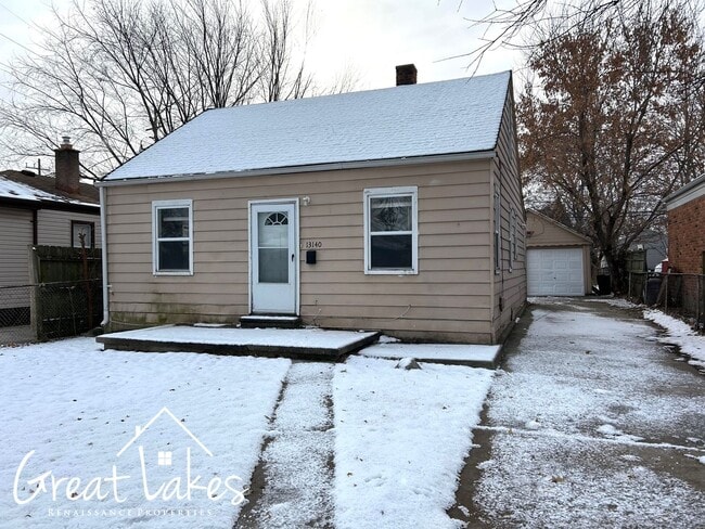 Building Photo - Lovely 3 Bedroom 1 Bathroom now available for rent