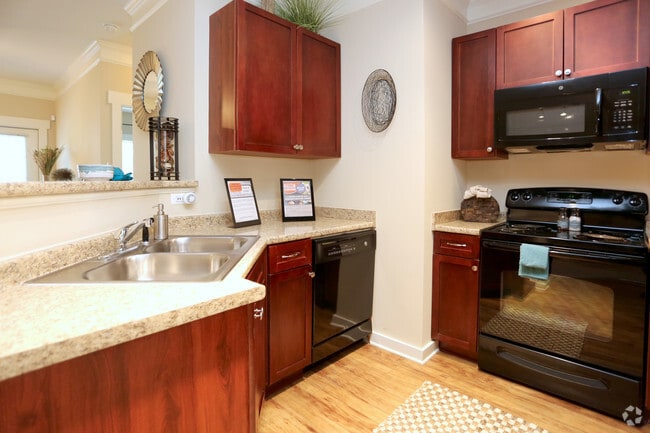 Photo - Riverside Parc