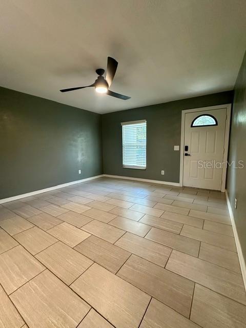Photo - 617 E Helm Way