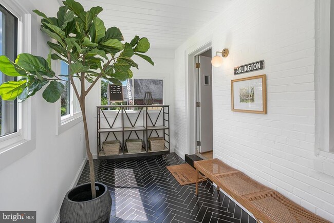 Photo - 2237 N Harrison St