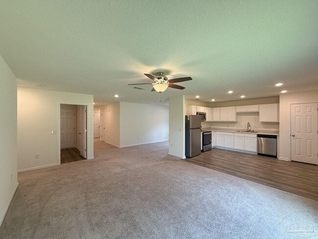 Photo - 1640 Addies Way