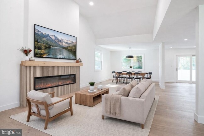 Photo - 316 Farmdale Rd