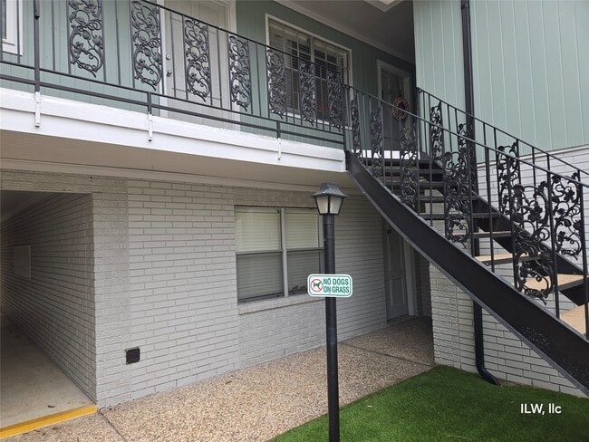 Photo - 815 Harvard St Unit 30