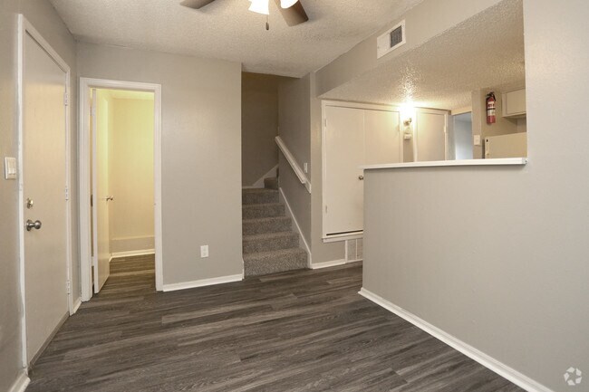 3 Bedroom Townhome - Bryant Grove Apartments