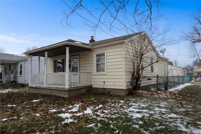 Photo - 3028 Welch Ave