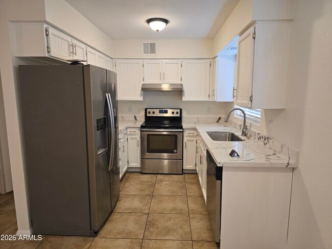 Photo - 715 N Arrowhead Dr