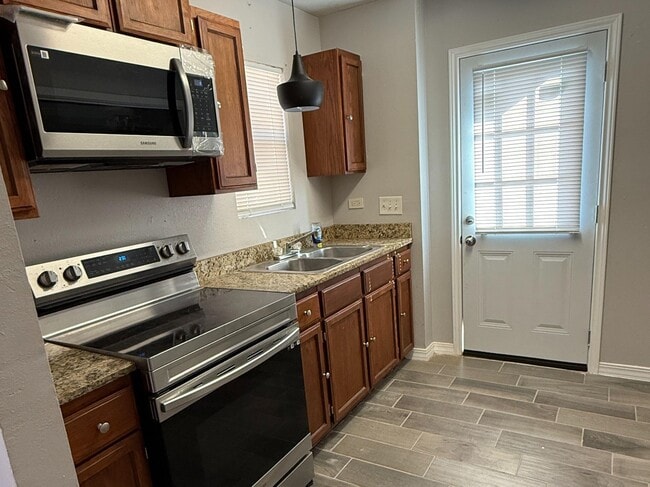 Photo - 3105 Medio Ct