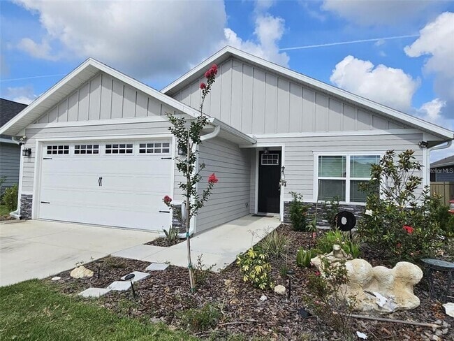 Building Photo - 1394 SW 68th Ter Rental