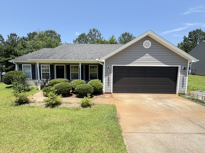 Photo - 112 Rose Lane