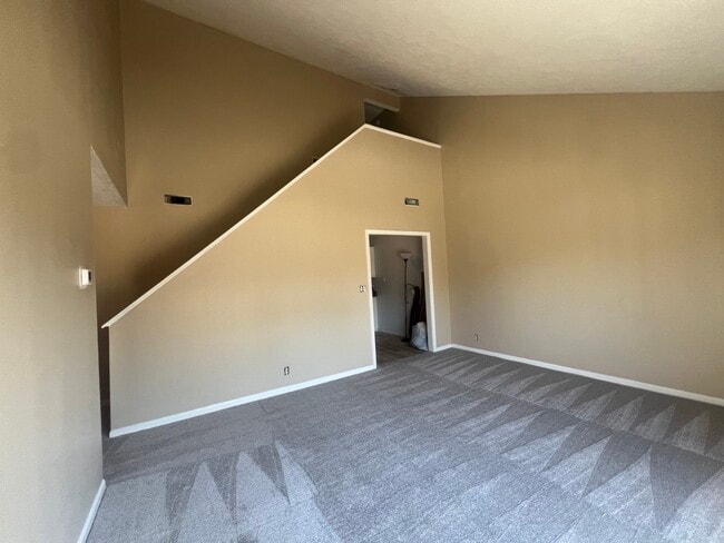 Photo - 105 Horizon River Dr