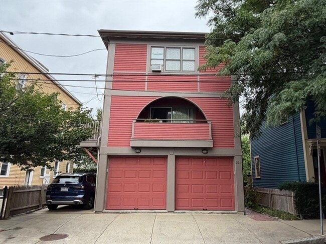Building Photo - 221 Charles St Unit 1
