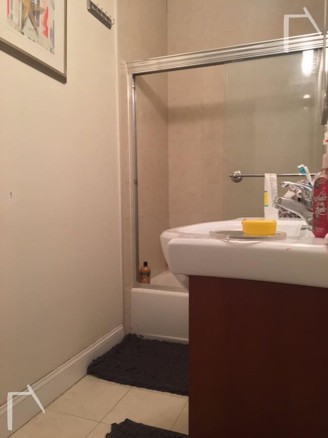 Photo - 185 Winthrop Rd