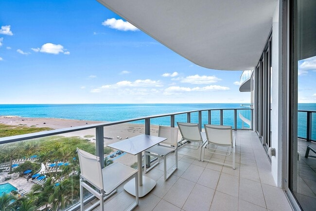 Building Photo - 3100 N Ocean Dr Unit 1002