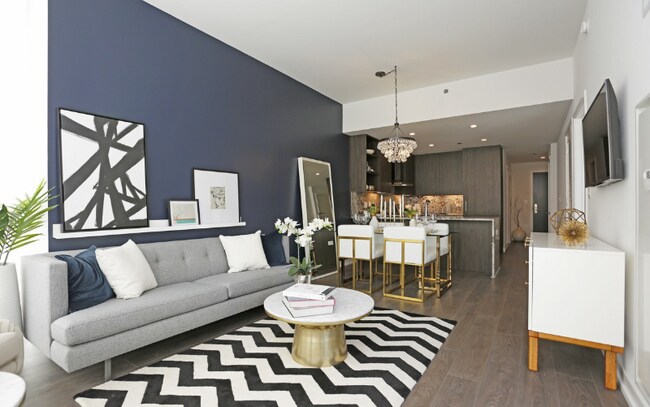 Photo - 702 N Hudson Ave